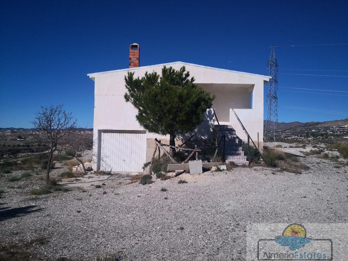 For sale of rural property in Somontín