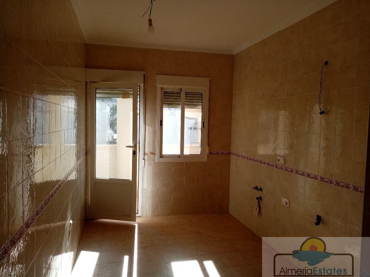 For sale of flat in Zurgena