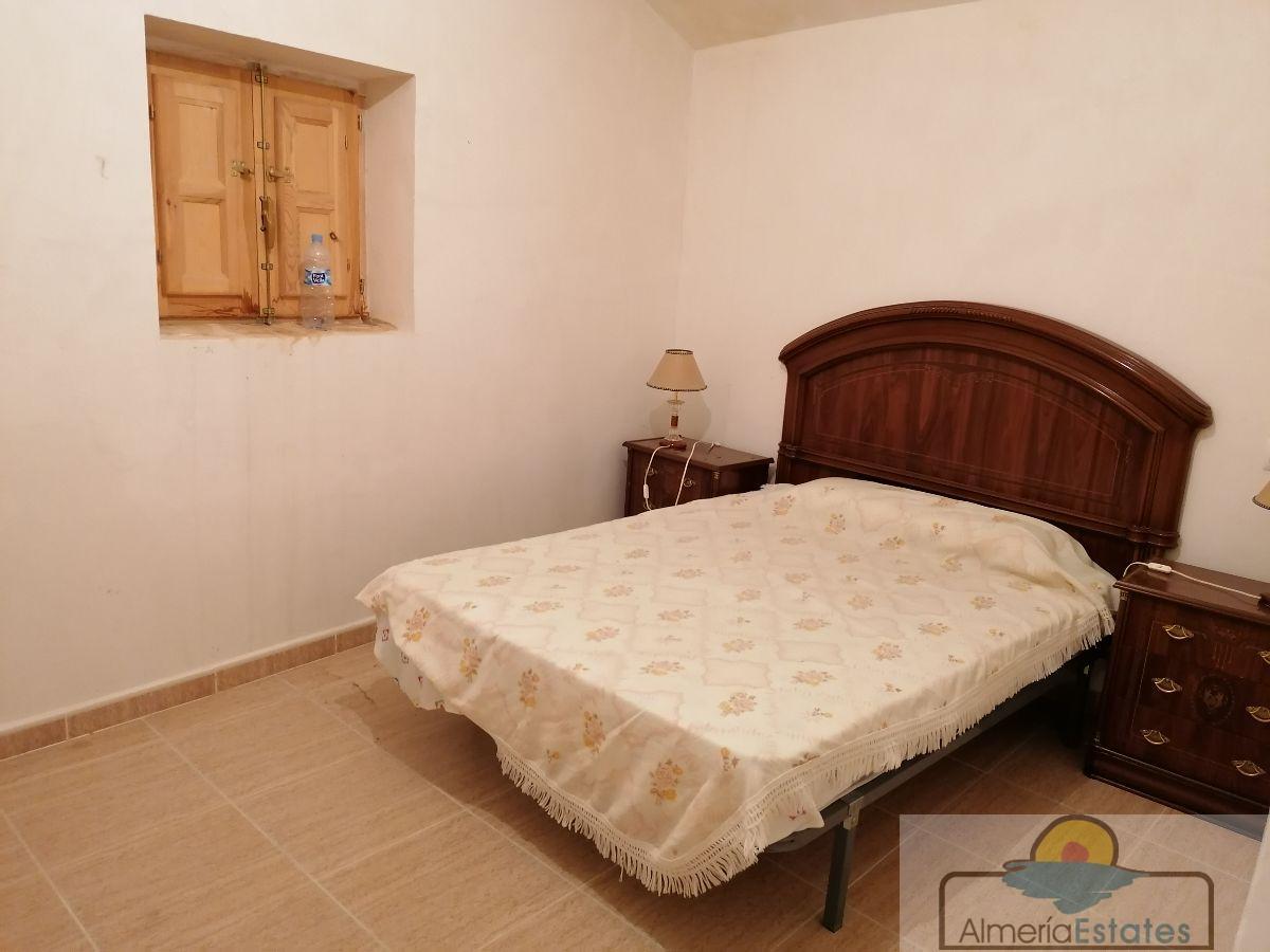 Venta de casa en Oria