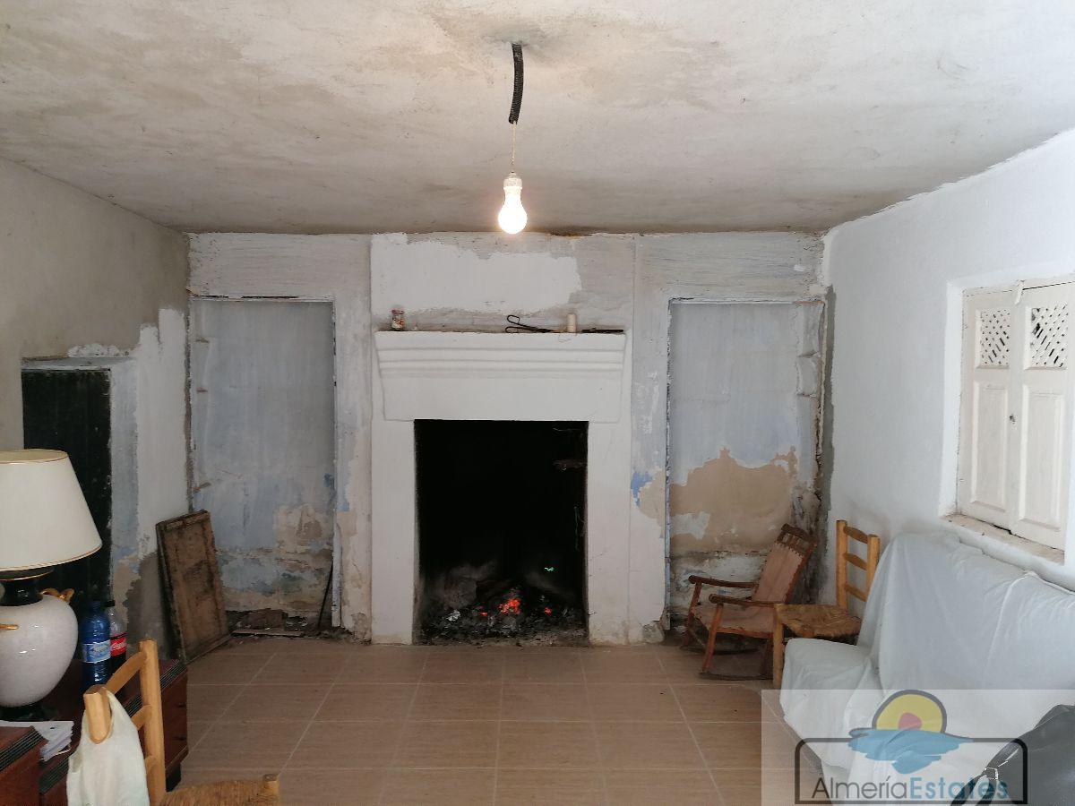 For sale of house in Oria