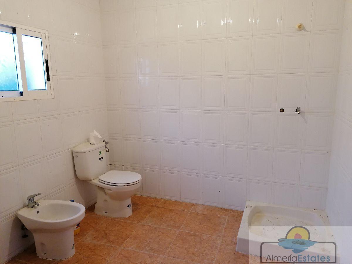 For sale of house in Oria