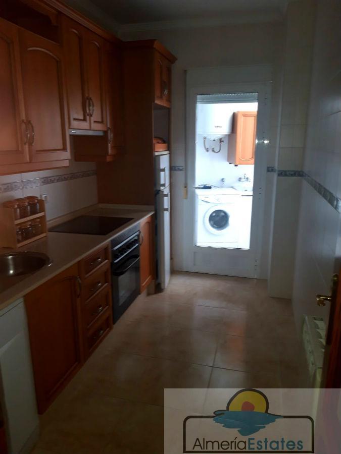 For sale of flat in Vélez-Rubio