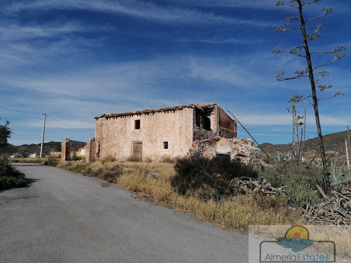 Venta de casa en Arboleas