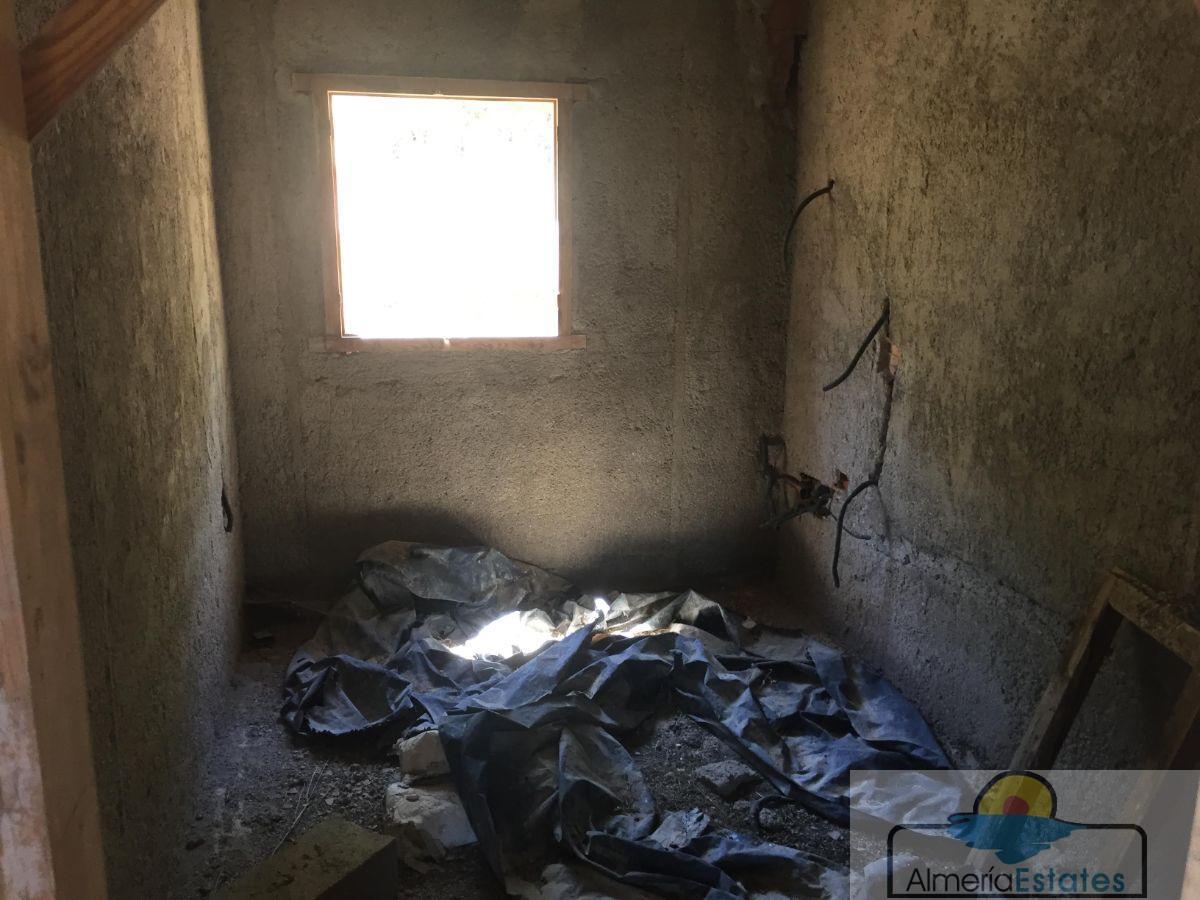 For sale of house in Vélez-Blanco