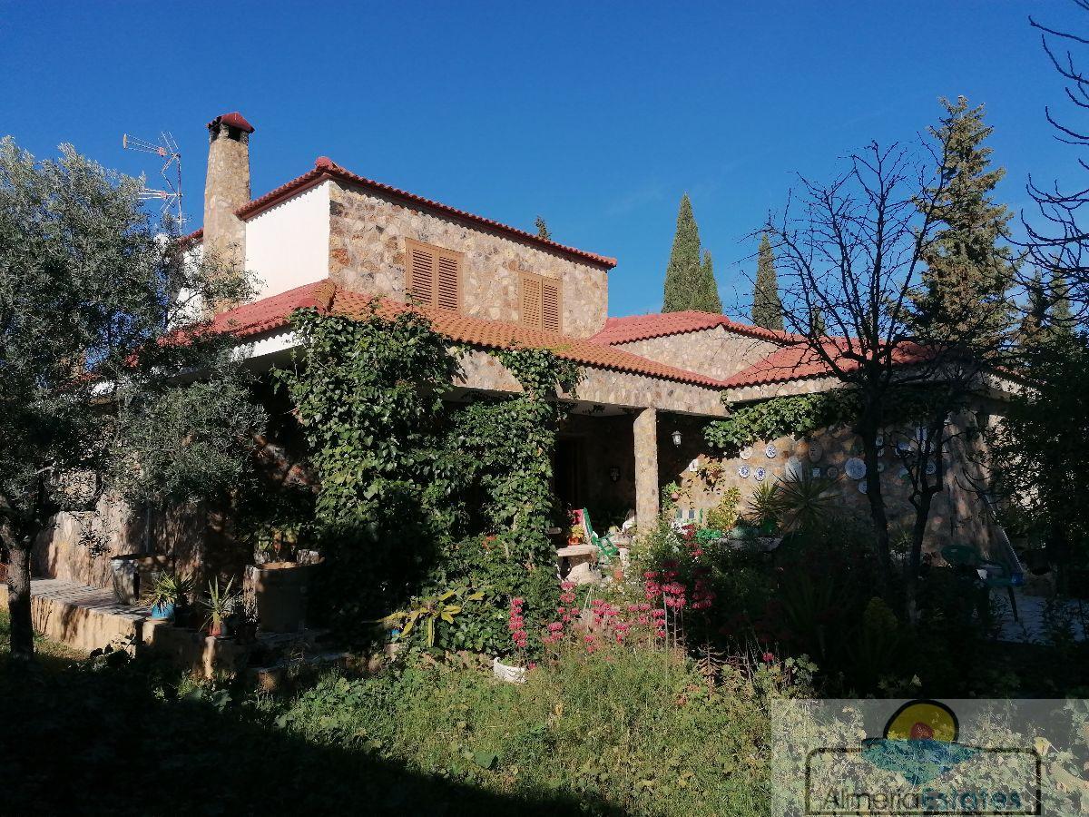 For sale of villa in Albox