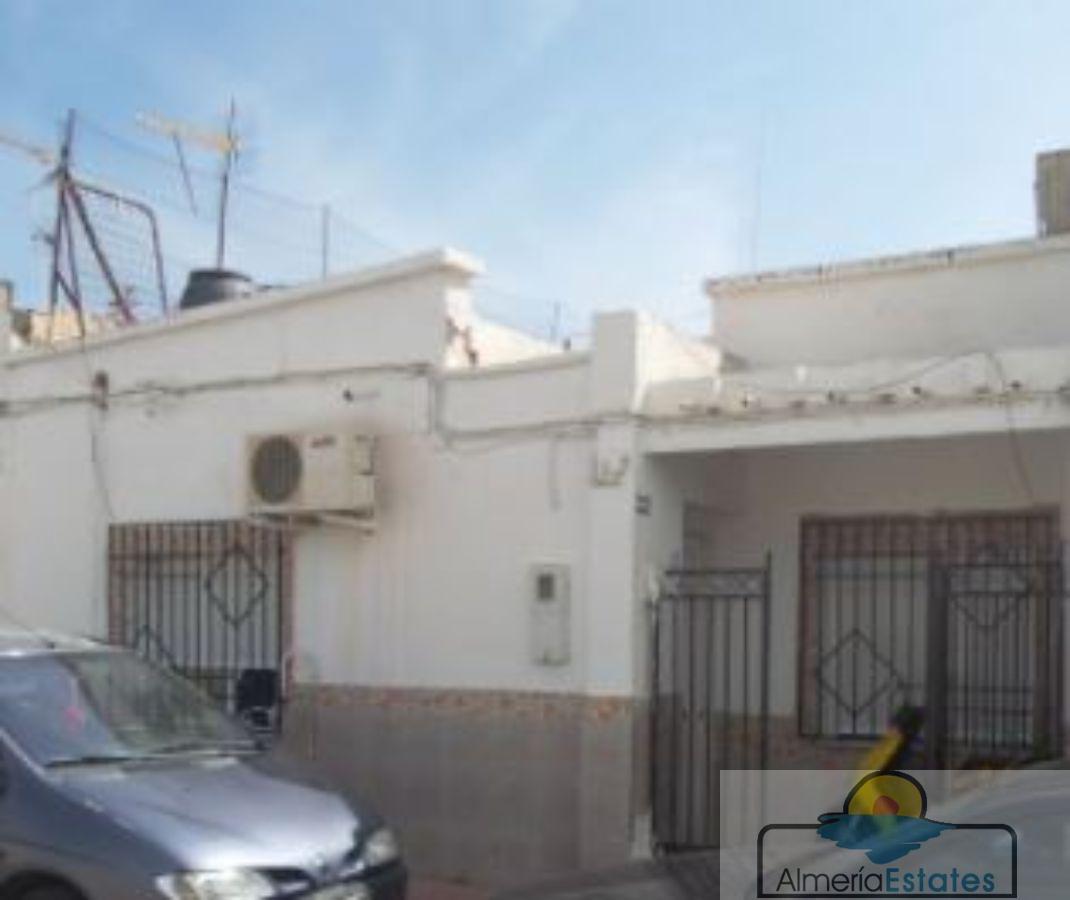 For sale of house in Albox
