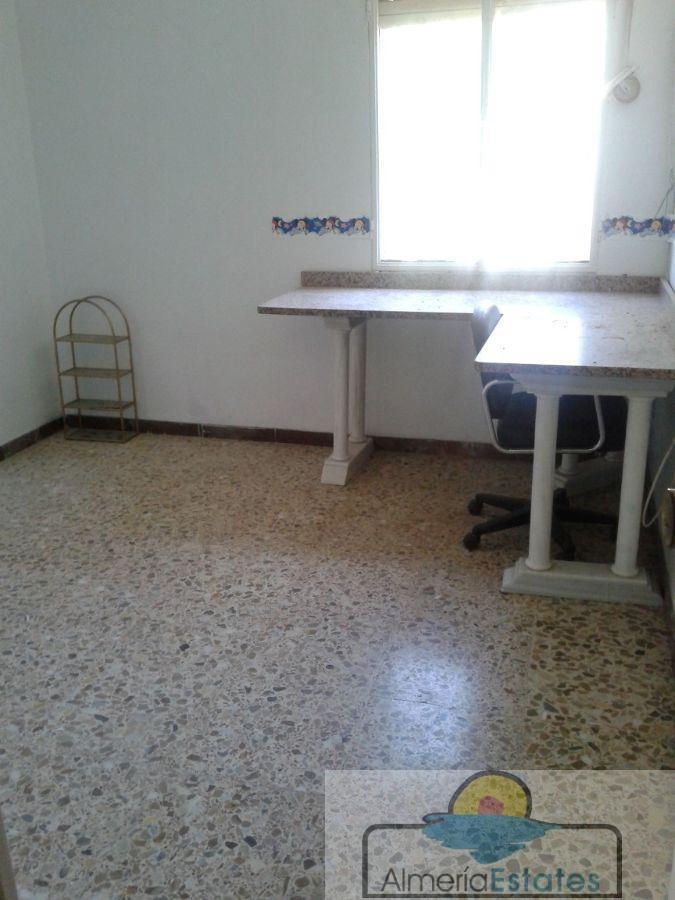 For sale of flat in Cantoria