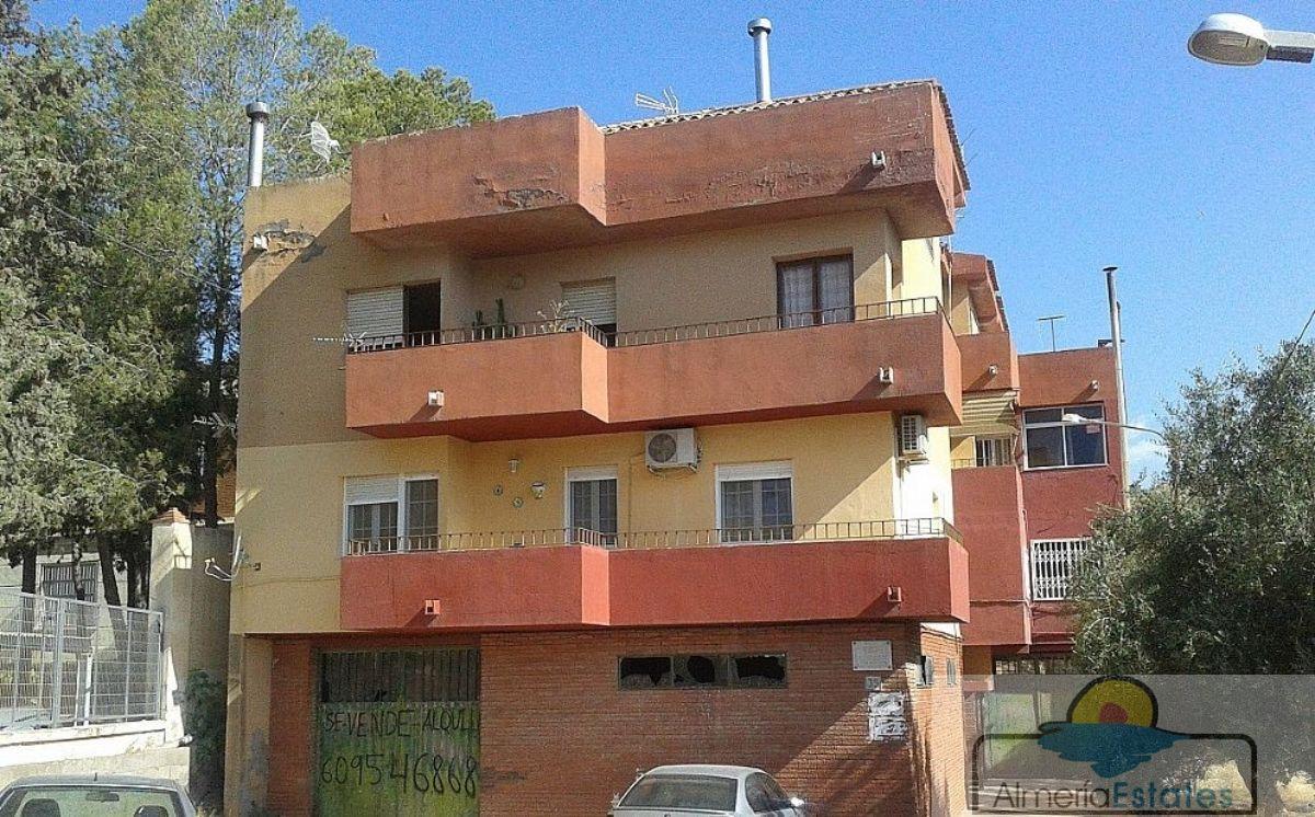 For sale of flat in Cantoria