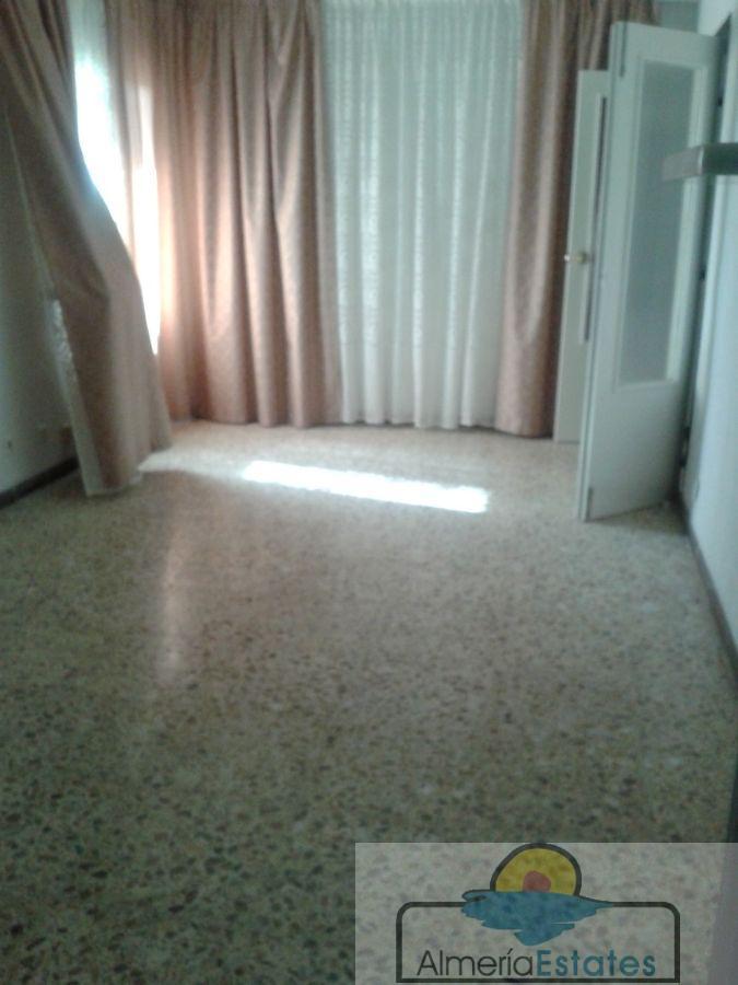 For sale of flat in Cantoria