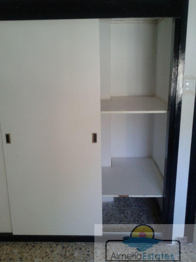 For sale of flat in Cantoria