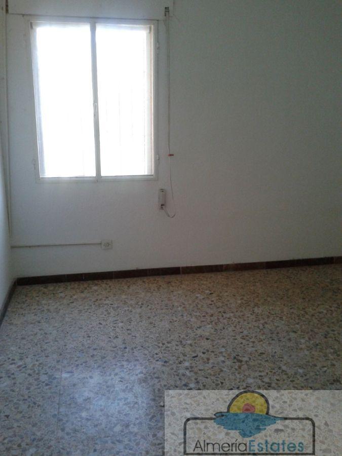 For sale of flat in Cantoria