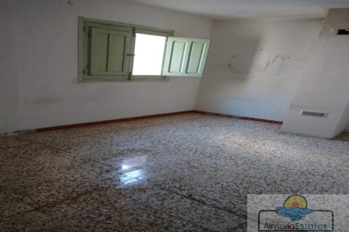 For sale of house in Cantoria