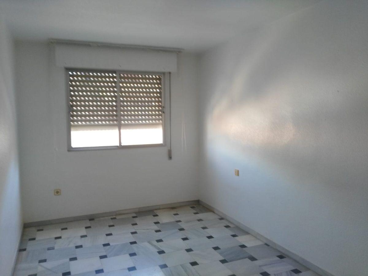 For sale of flat in Macael