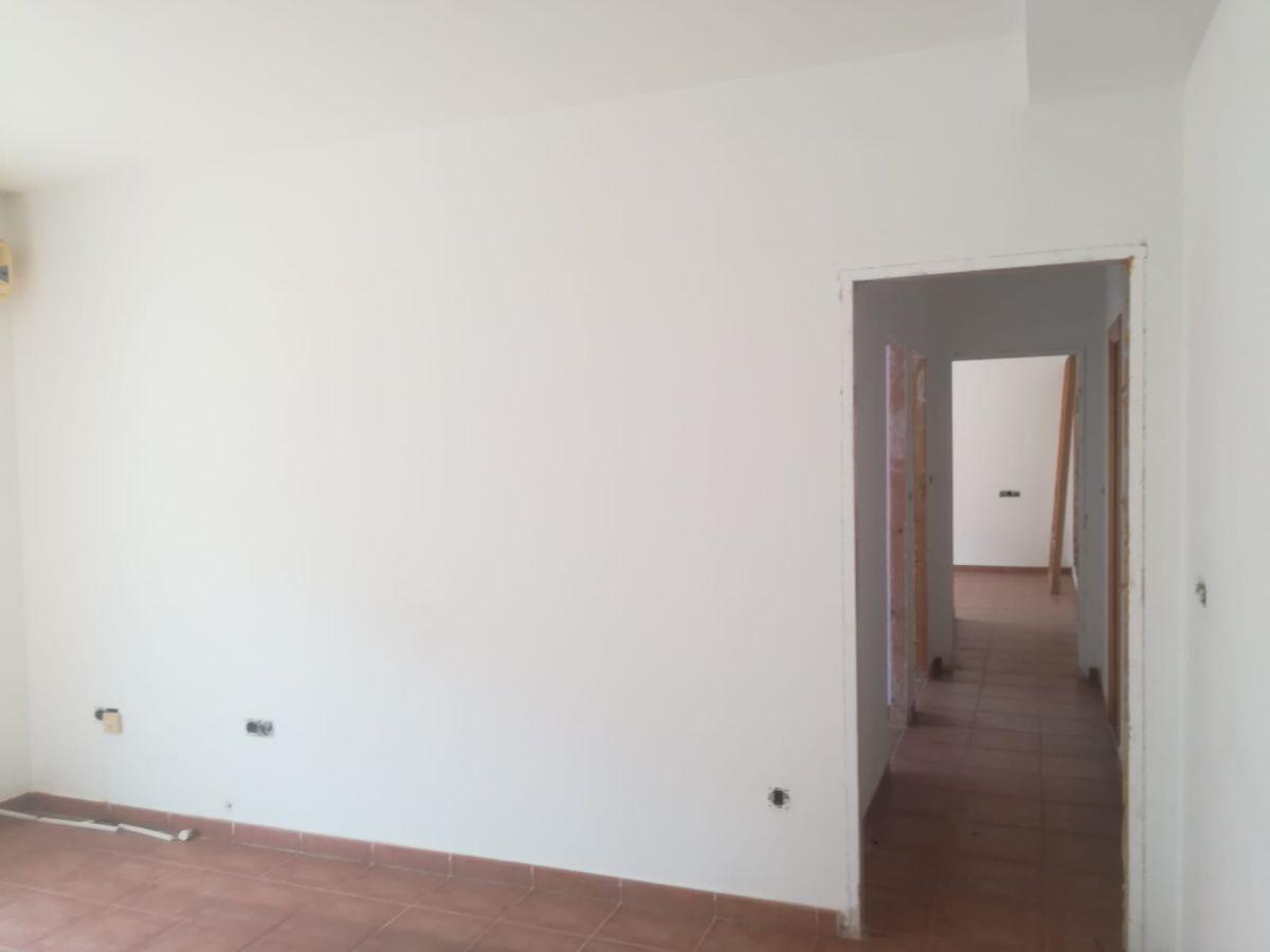 For sale of flat in Macael