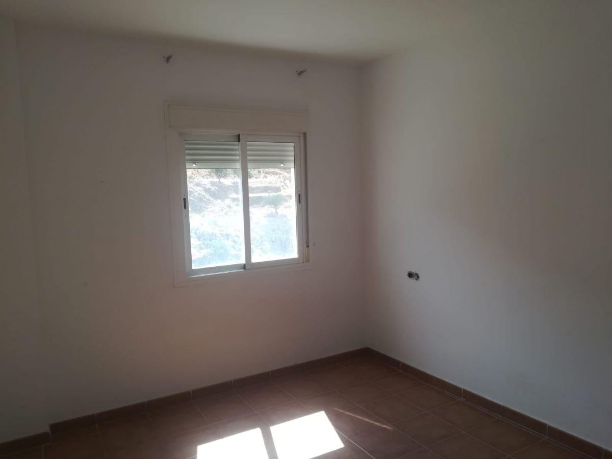 For sale of flat in Macael