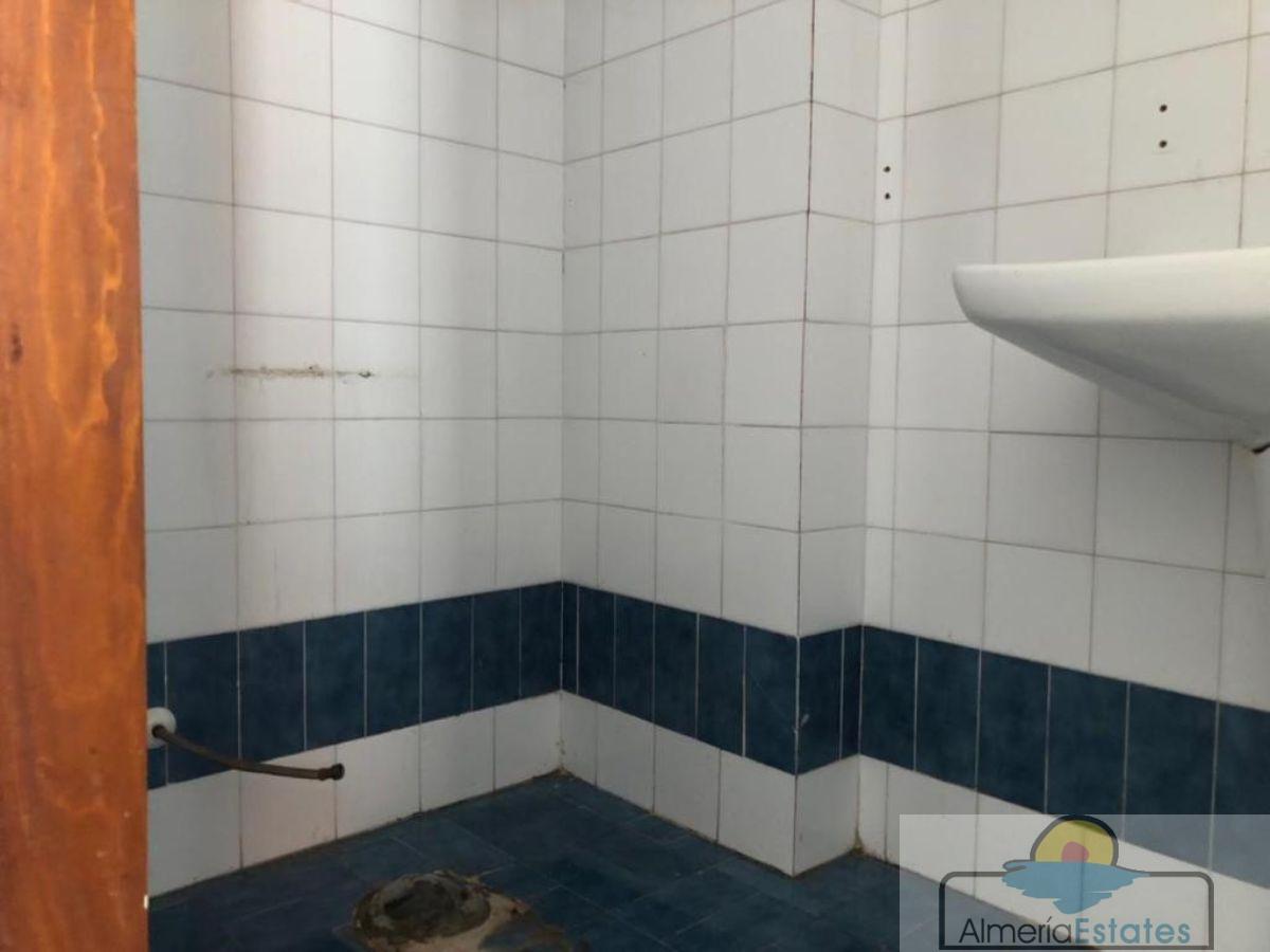 For sale of flat in Macael