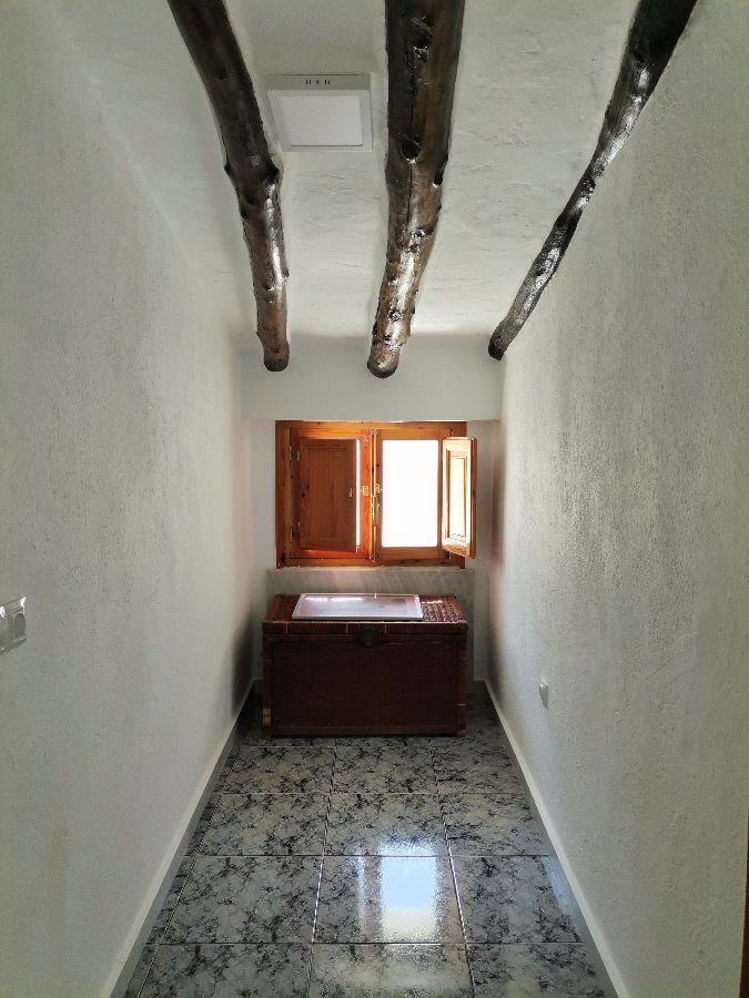 Venta de casa en Líjar