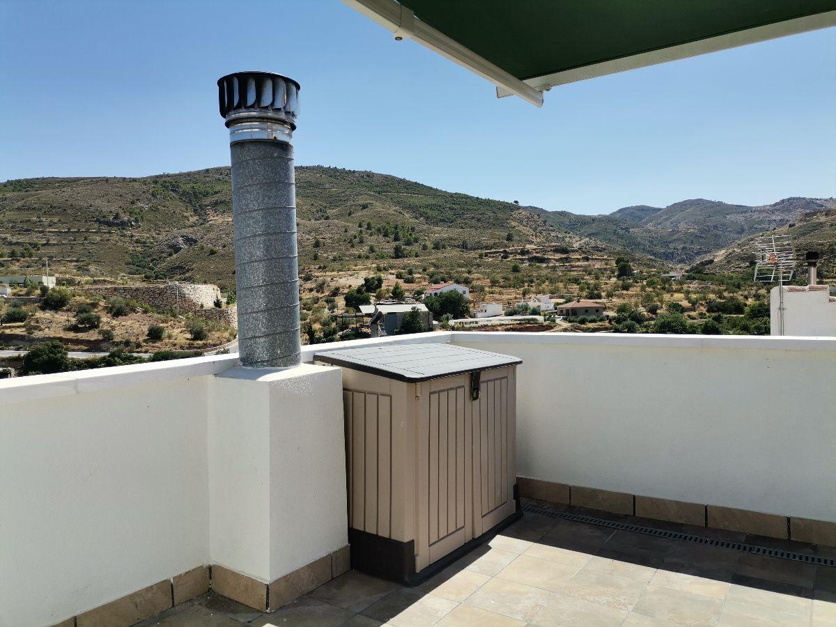 Venta de casa en Líjar