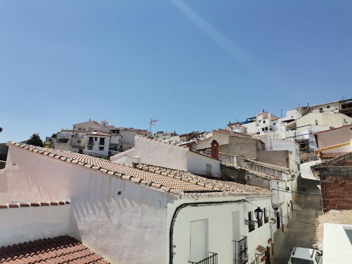 Venta de casa en Líjar