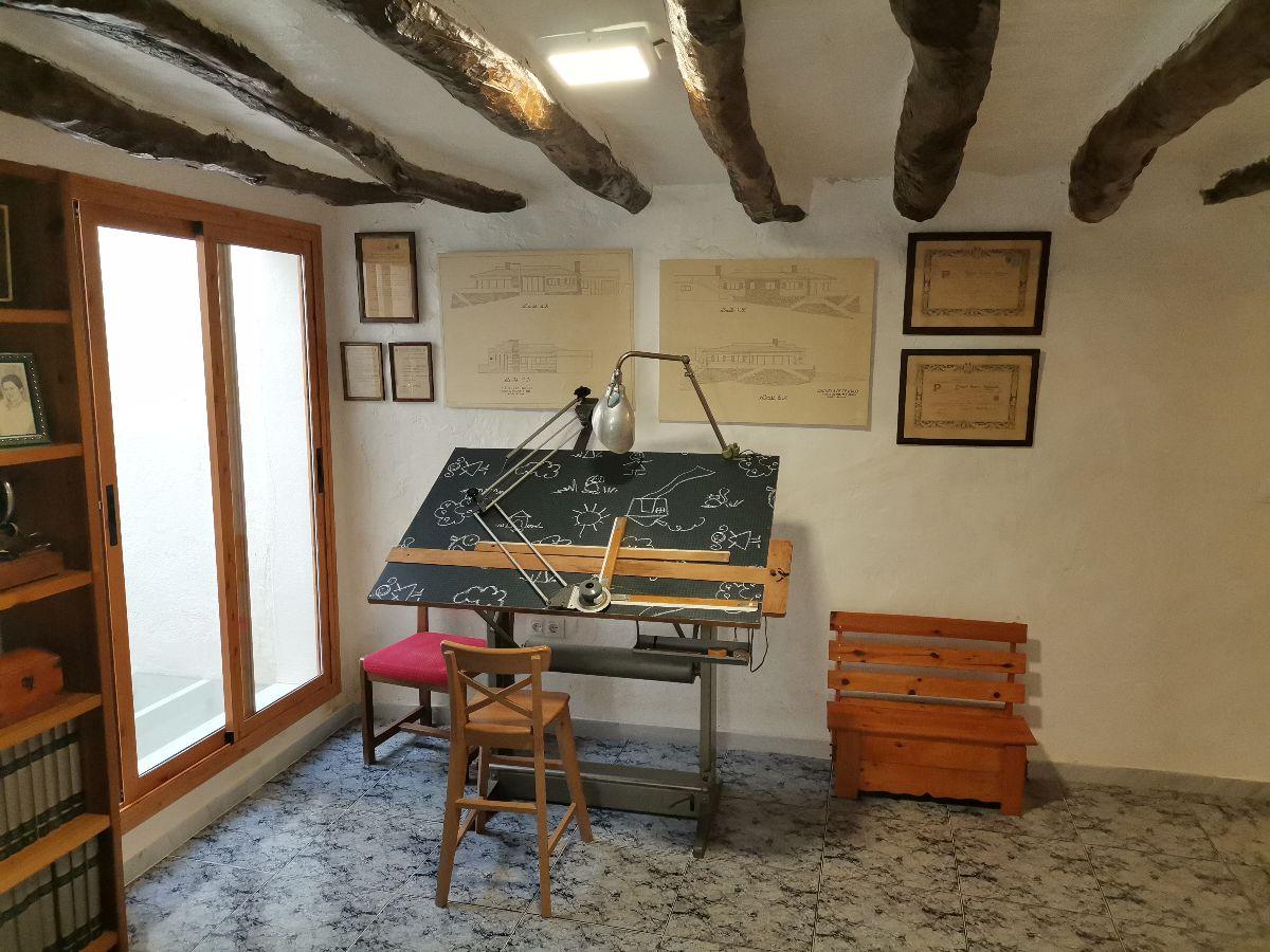 Venta de casa en Líjar