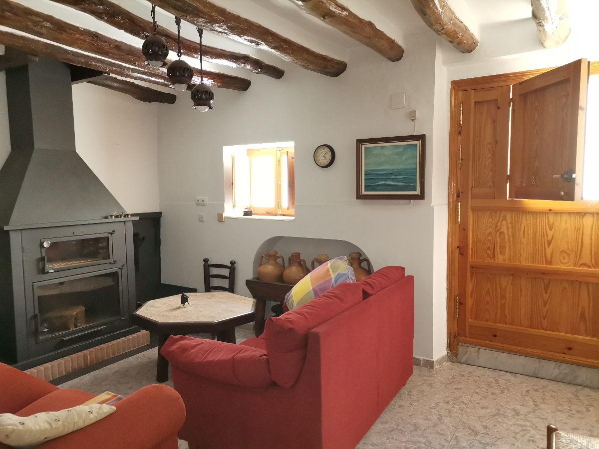 Venta de casa en Líjar