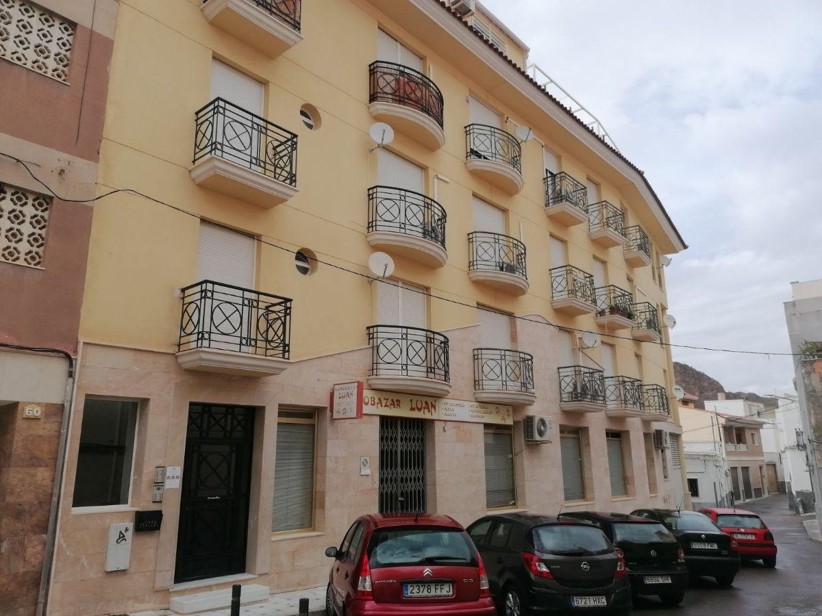 Venta de piso en Macael