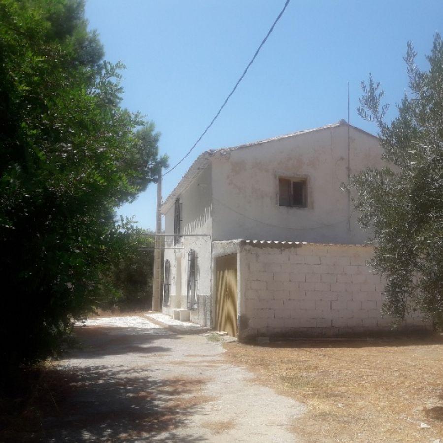 For sale of house in Cantoria