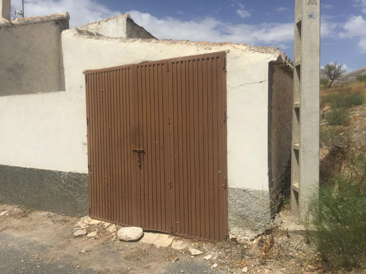 For sale of house in Chirivel