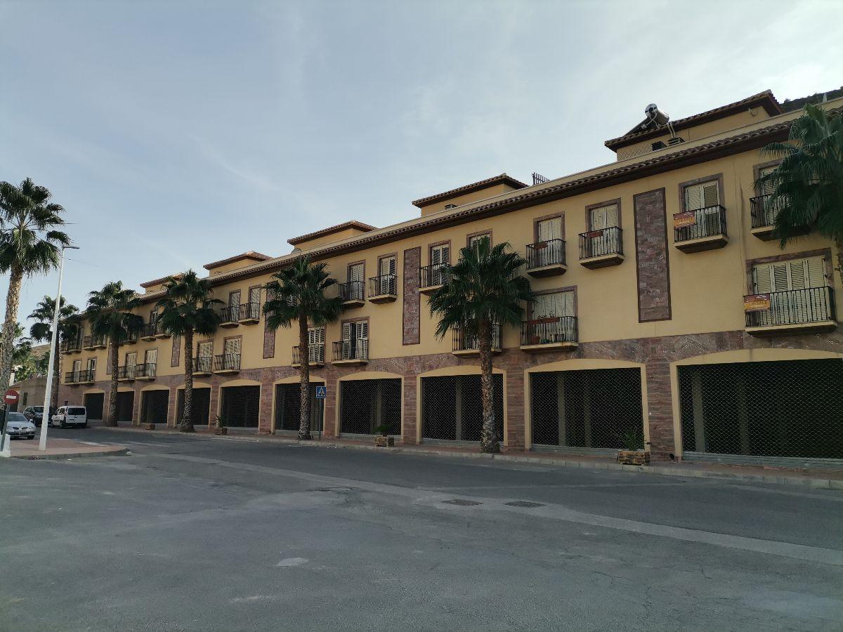 Venta de local comercial en Zurgena