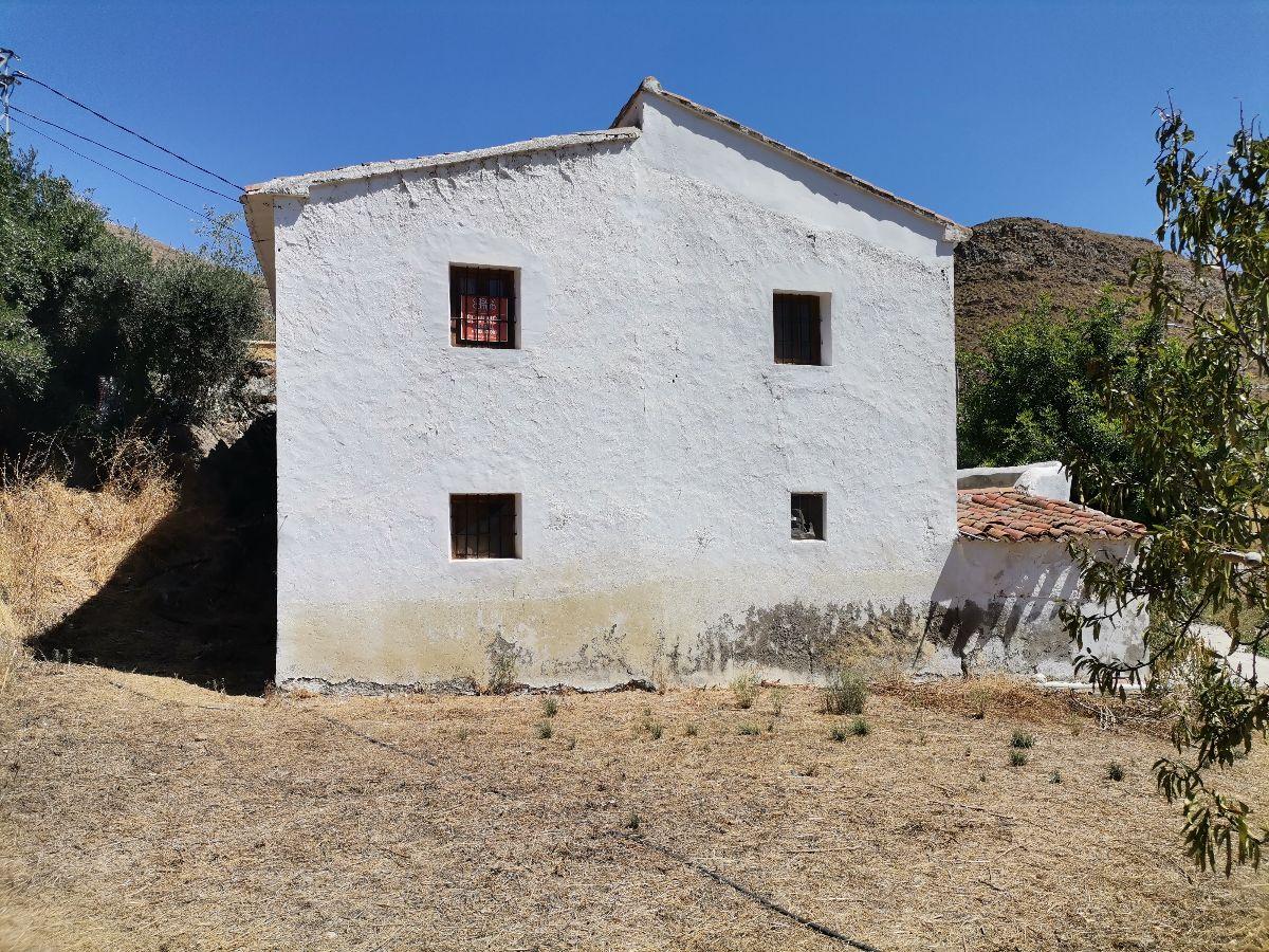 For sale of house in Lubrín