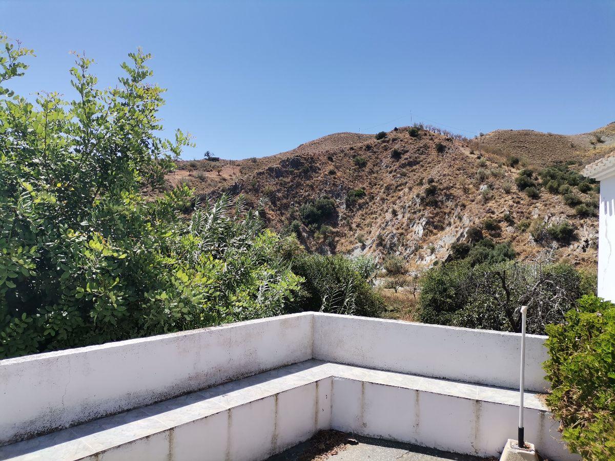 For sale of house in Lubrín