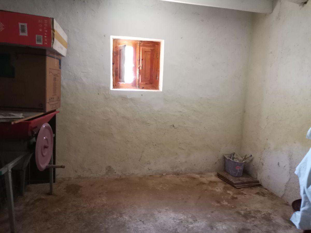 For sale of house in Lubrín