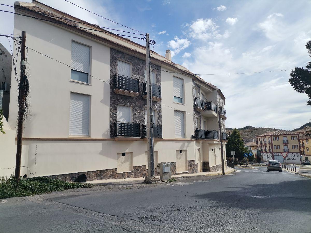 Venta de local comercial en Oria