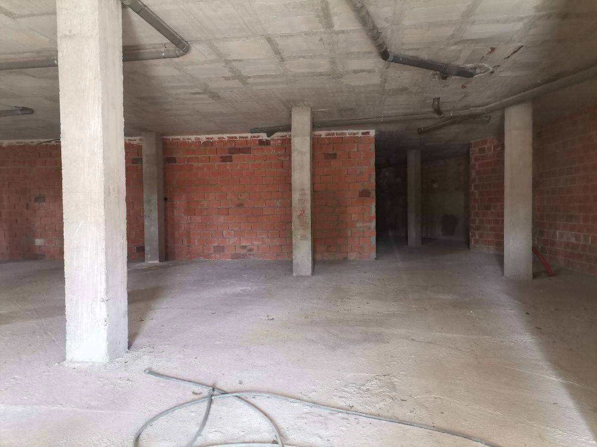 Venta de local comercial en Oria