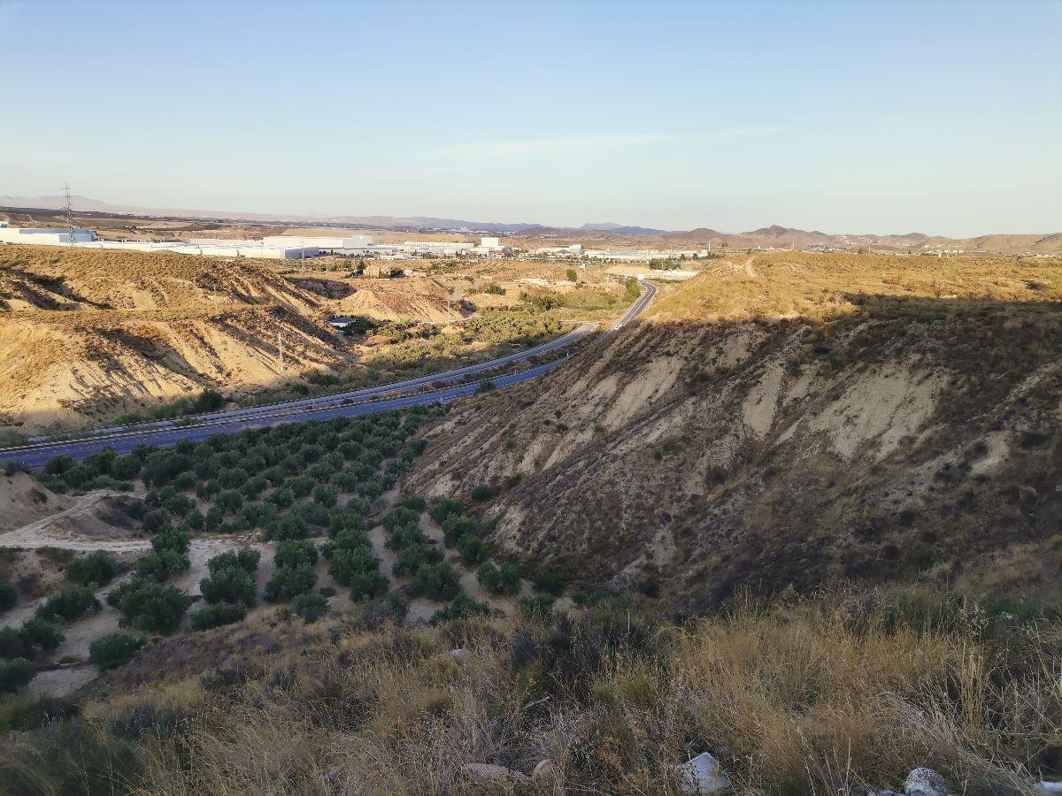 Venta de terreno en Fines