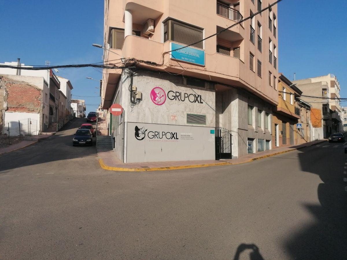 Venta de local comercial en Albox