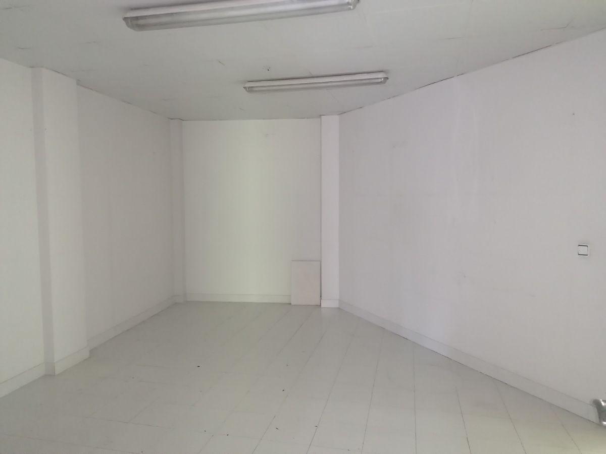 Venta de local comercial en Albox