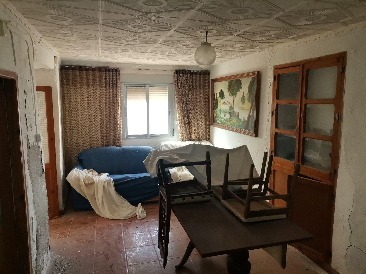 Venta de casa en Somontín