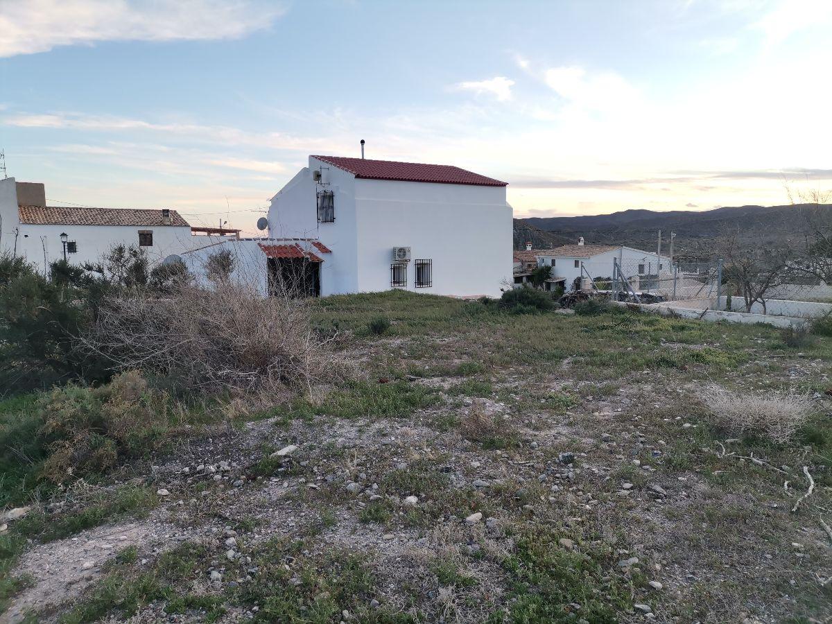 Venta de terreno en Taberno