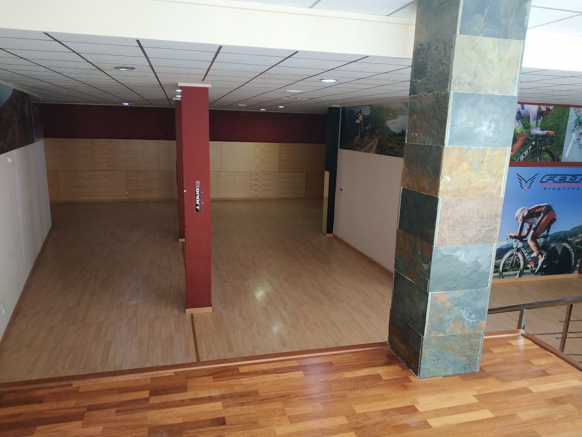 Venta de local comercial en Olula del Río