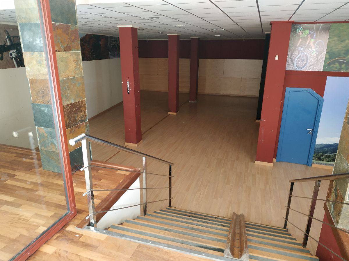 Venta de local comercial en Olula del Río