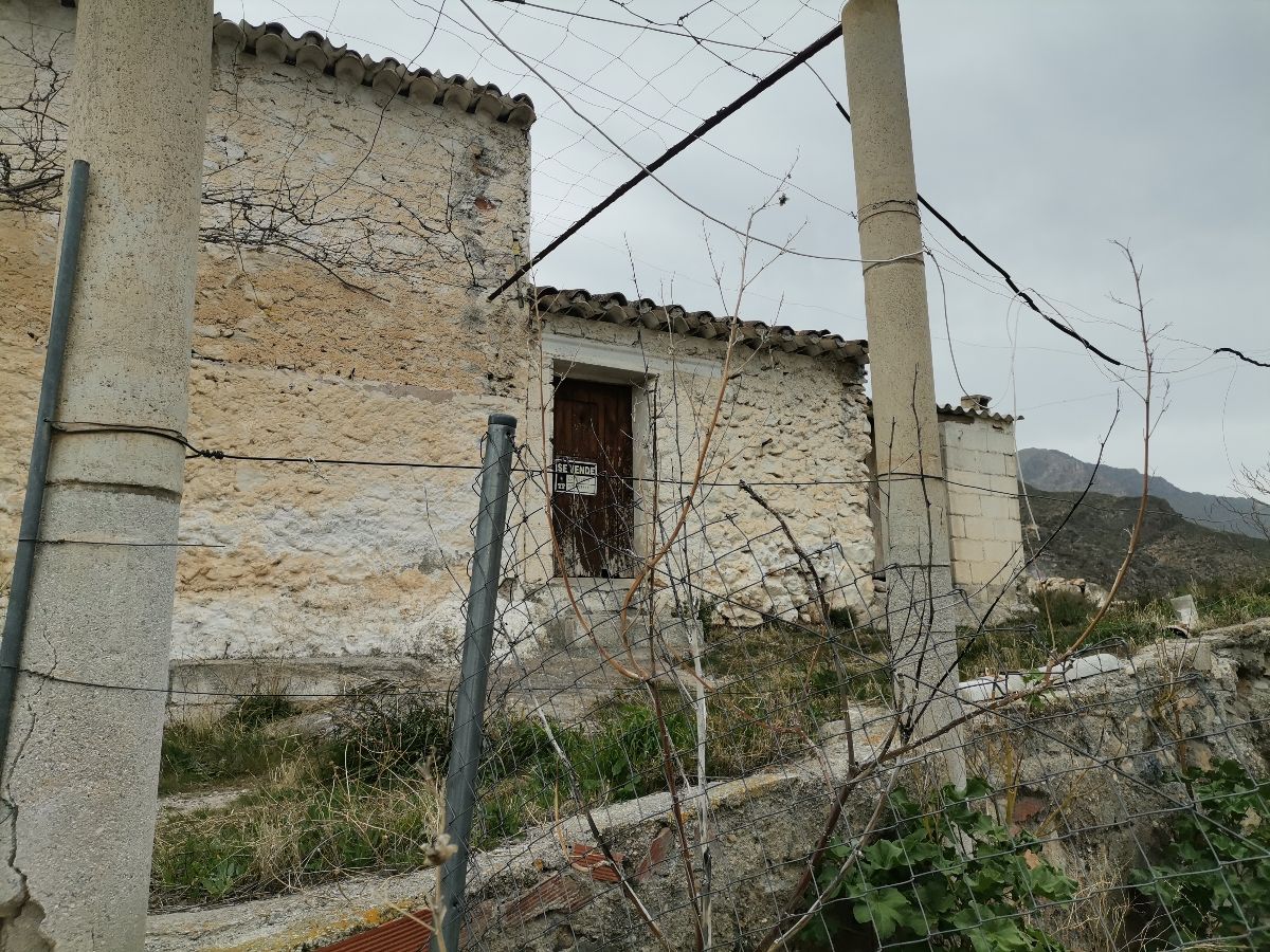 For sale of house in Oria