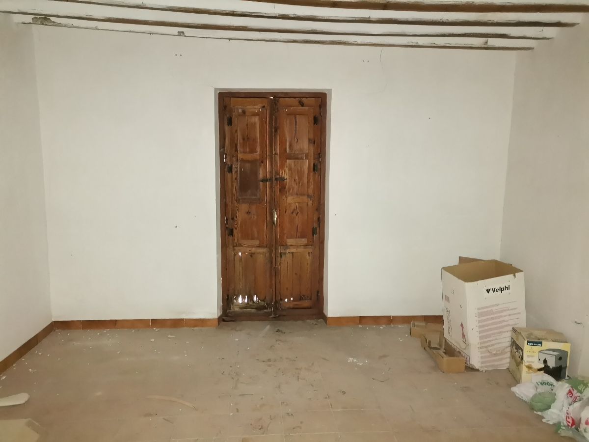 Venta de casa en Zurgena