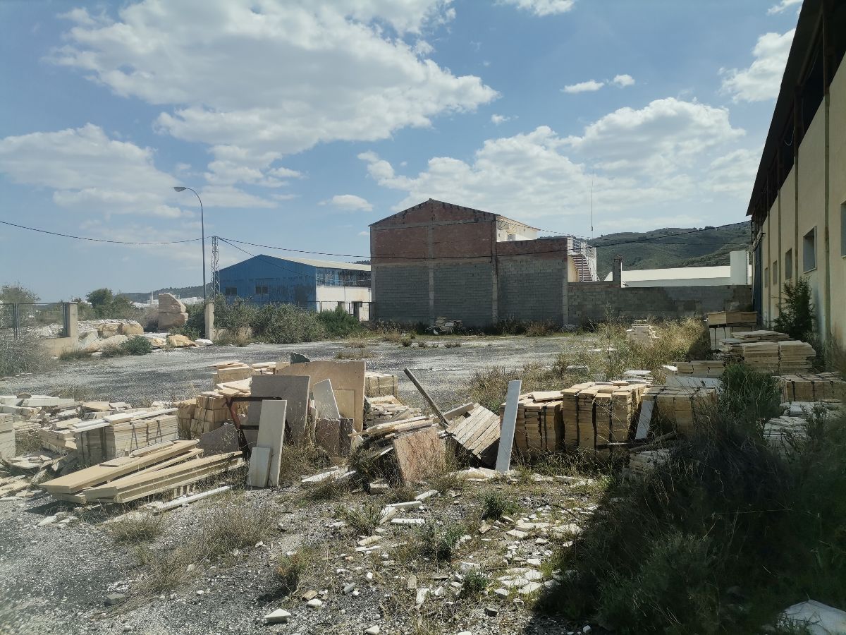For sale of industrial plant/warehouse in Macael
