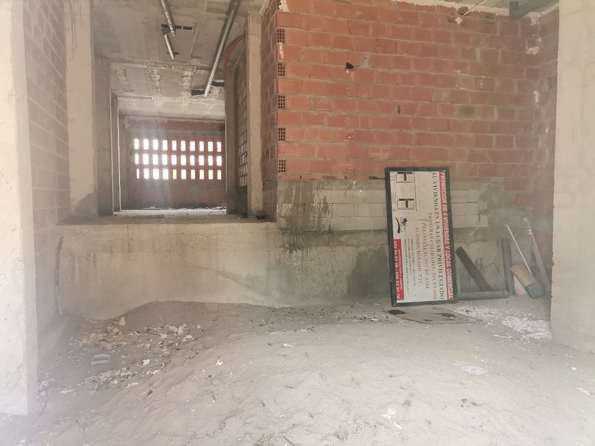 For sale of commercial in Zurgena