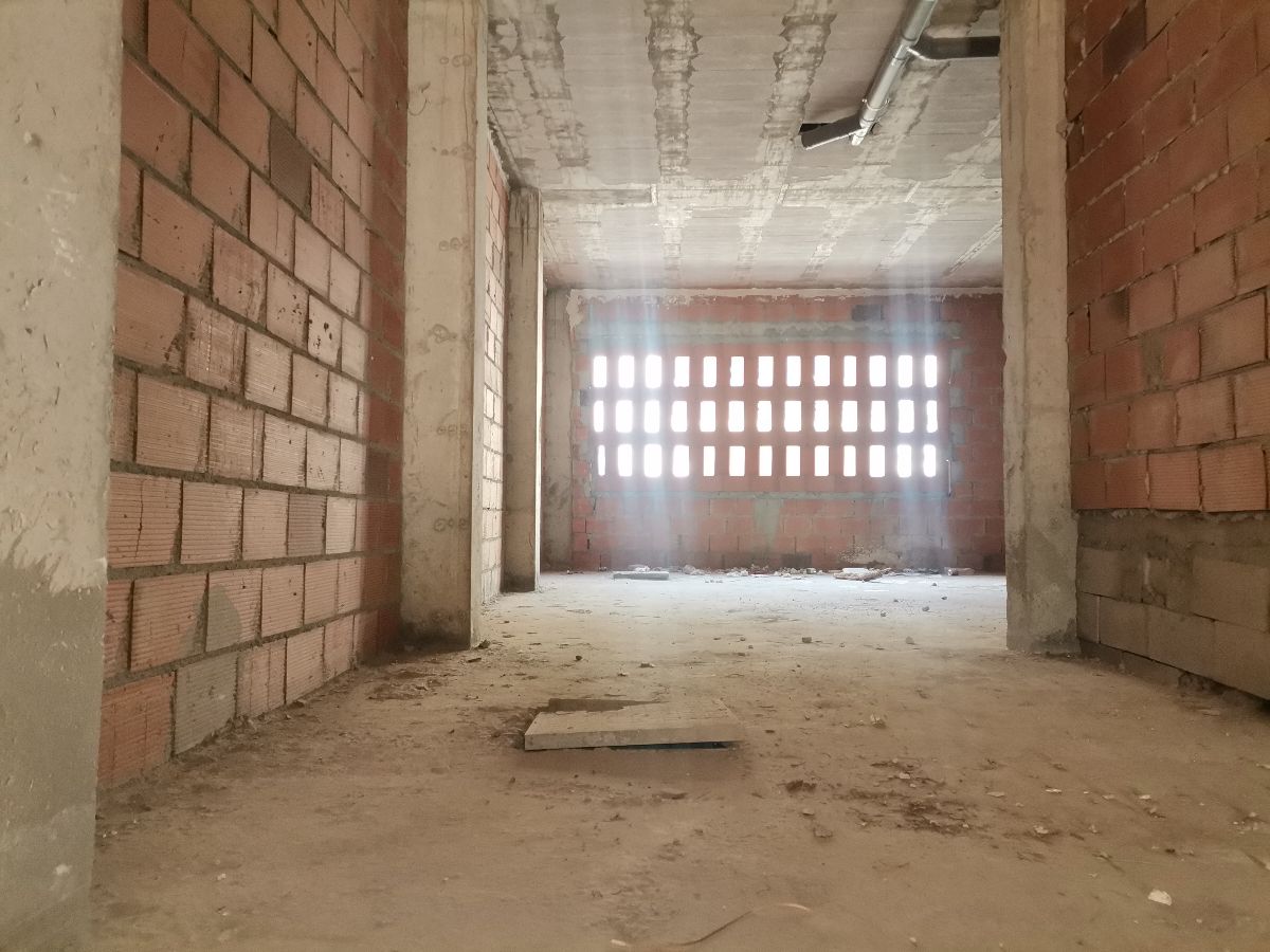 For sale of commercial in Zurgena