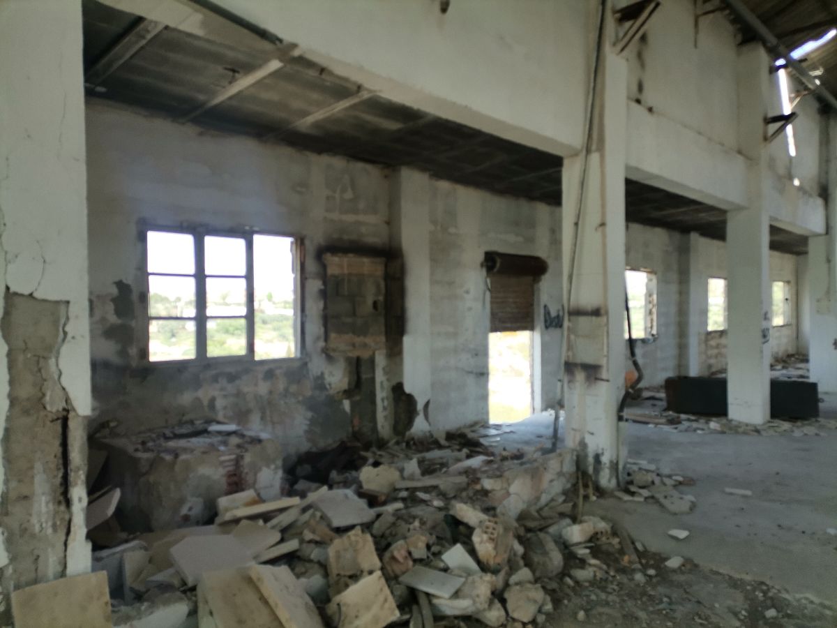 For sale of industrial plant/warehouse in Olula del Río