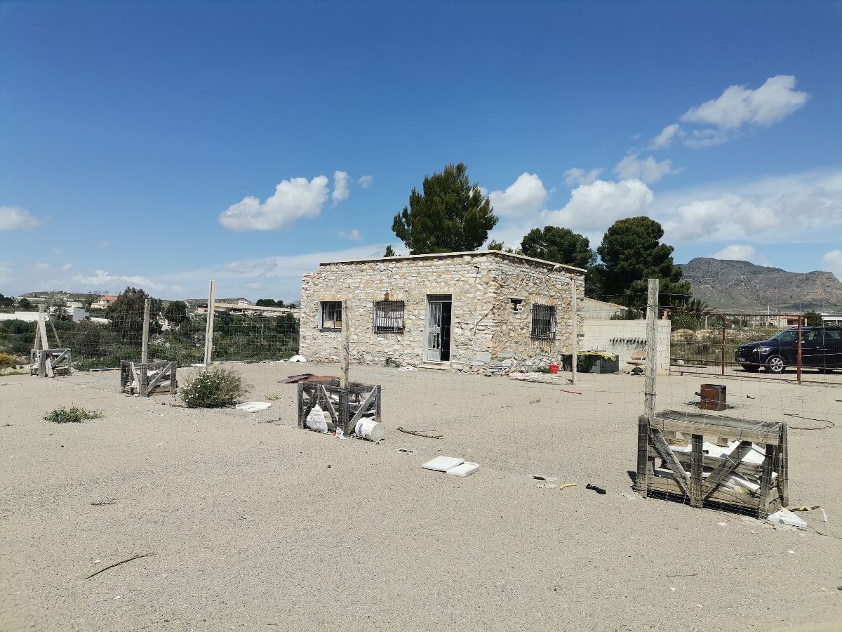 For sale of industrial plant/warehouse in Olula del Río