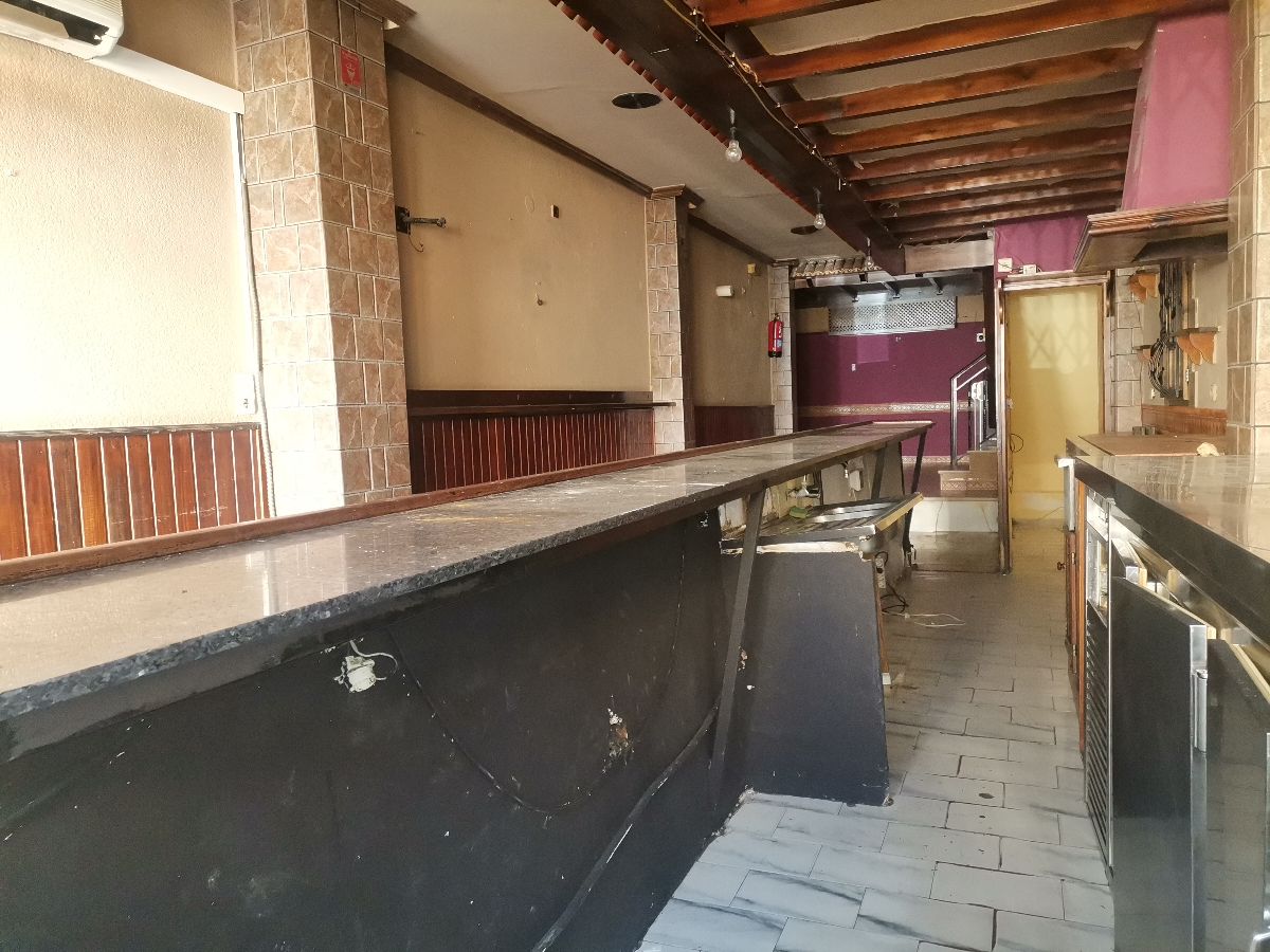 For sale of commercial in Fines