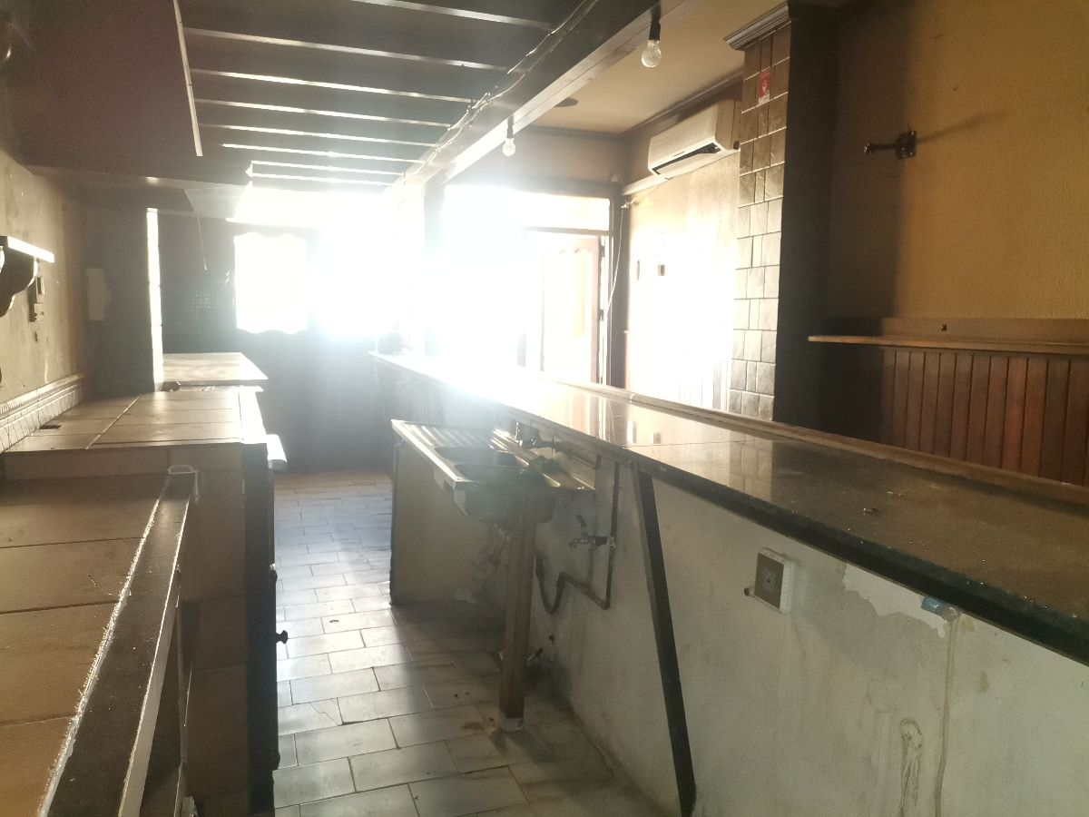 For sale of commercial in Fines